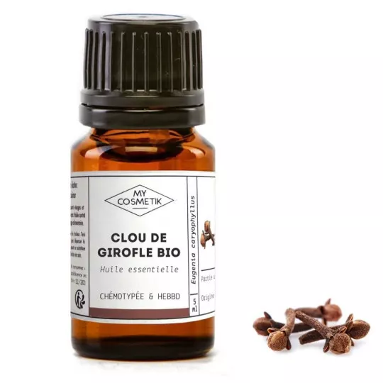 Organic clove essential oil